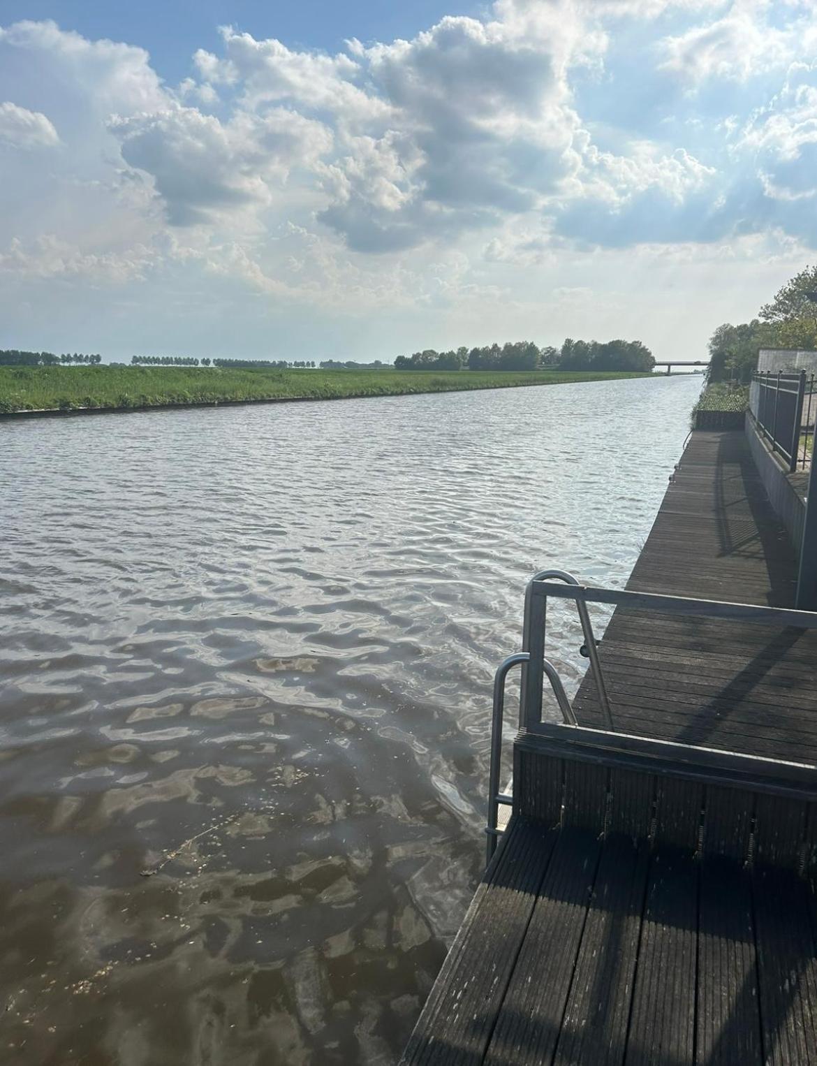 B&B Noordoostpolder Эммелорд Экстерьер фото